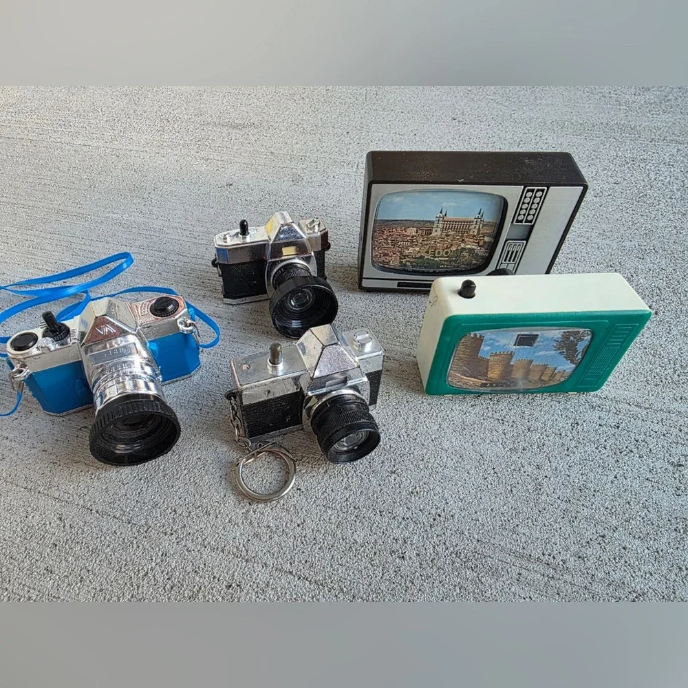 Lot of 5 Vintage Souvenir Camera,TV Viewfinders Made in Hong Kong, Italy & Spain