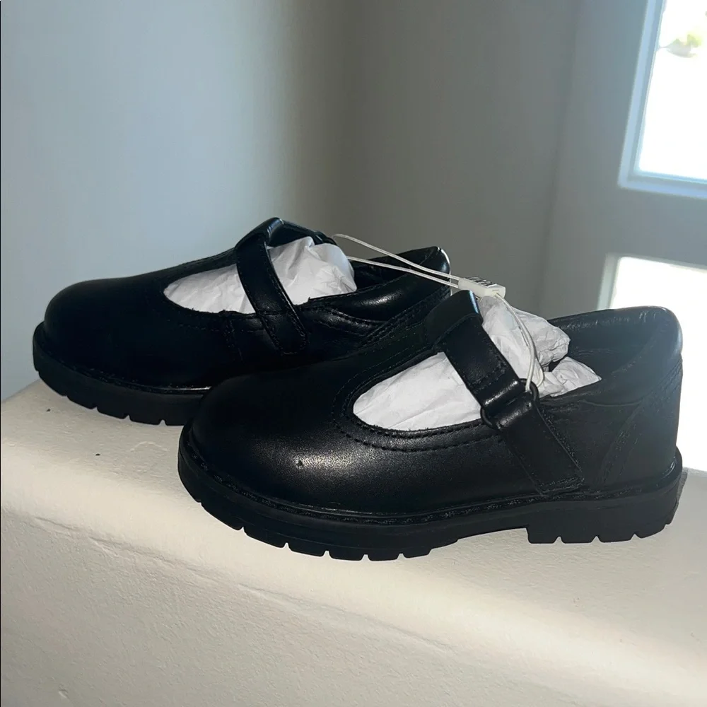 Zara never worn