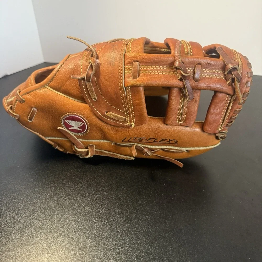 Mizuno mm5075fb professional