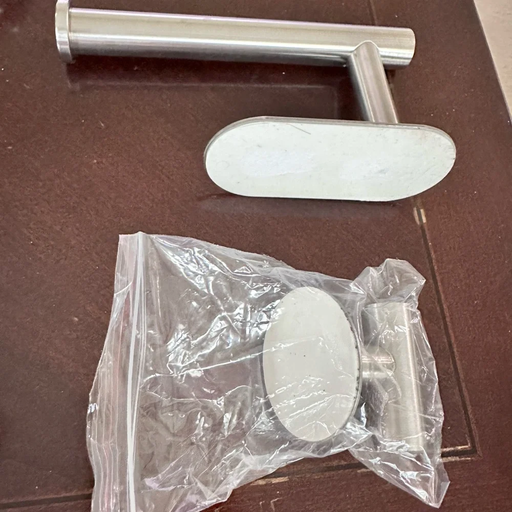 N/A towel hangers