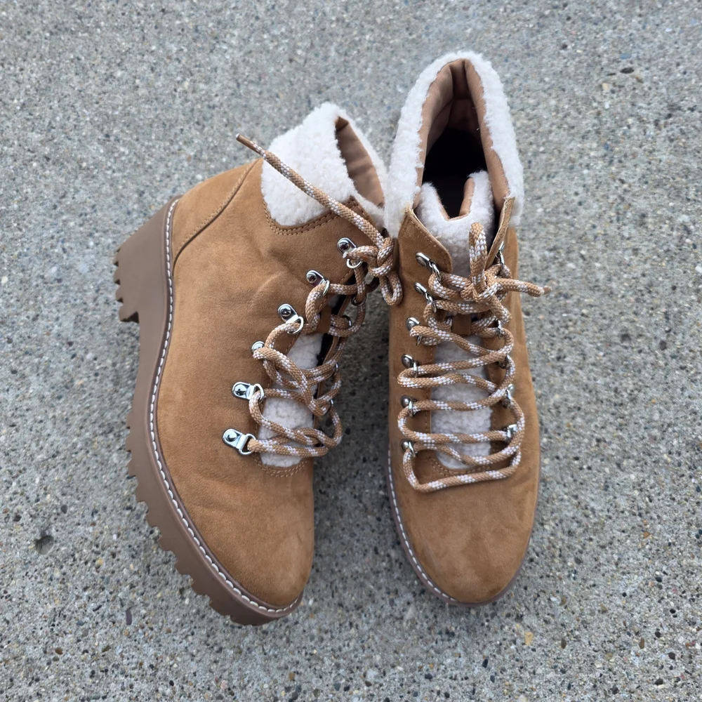 Universal Thread suede these