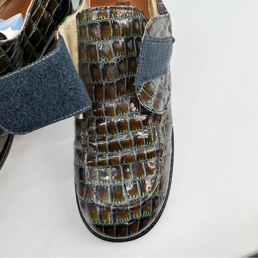 Dolce & Gabbana Junior Loafers Croc Brown EU 40 US‎ 6 Women 7.5
