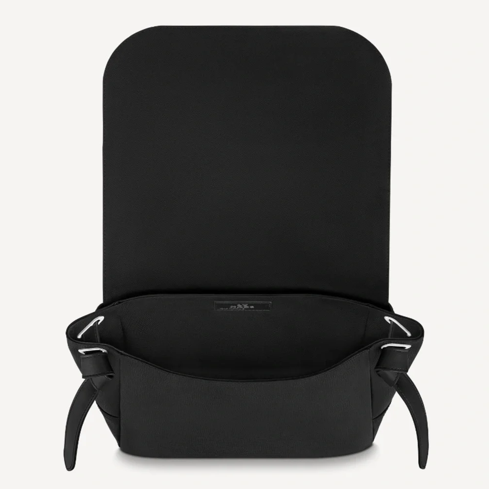 Louis Vuitton exterior height
