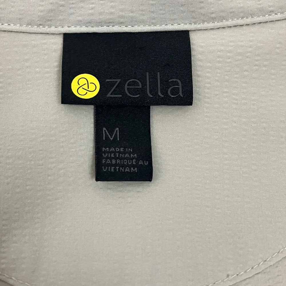 Zella stylish short