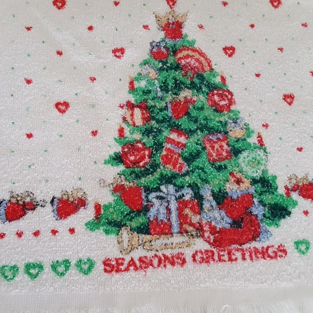 Holiday Kitchen Towel Christmas Tree Season's Greetings *AS IS*
