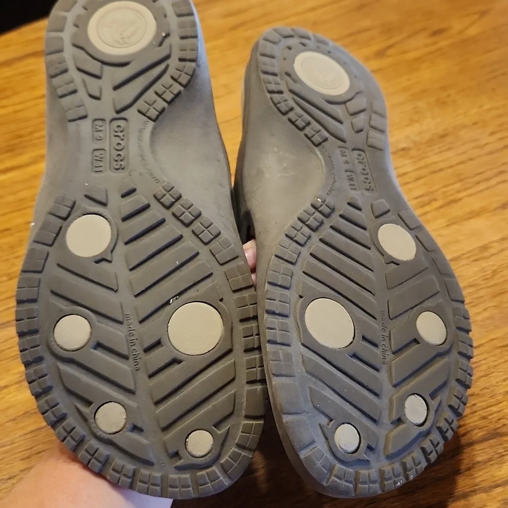 CROCS flip flop