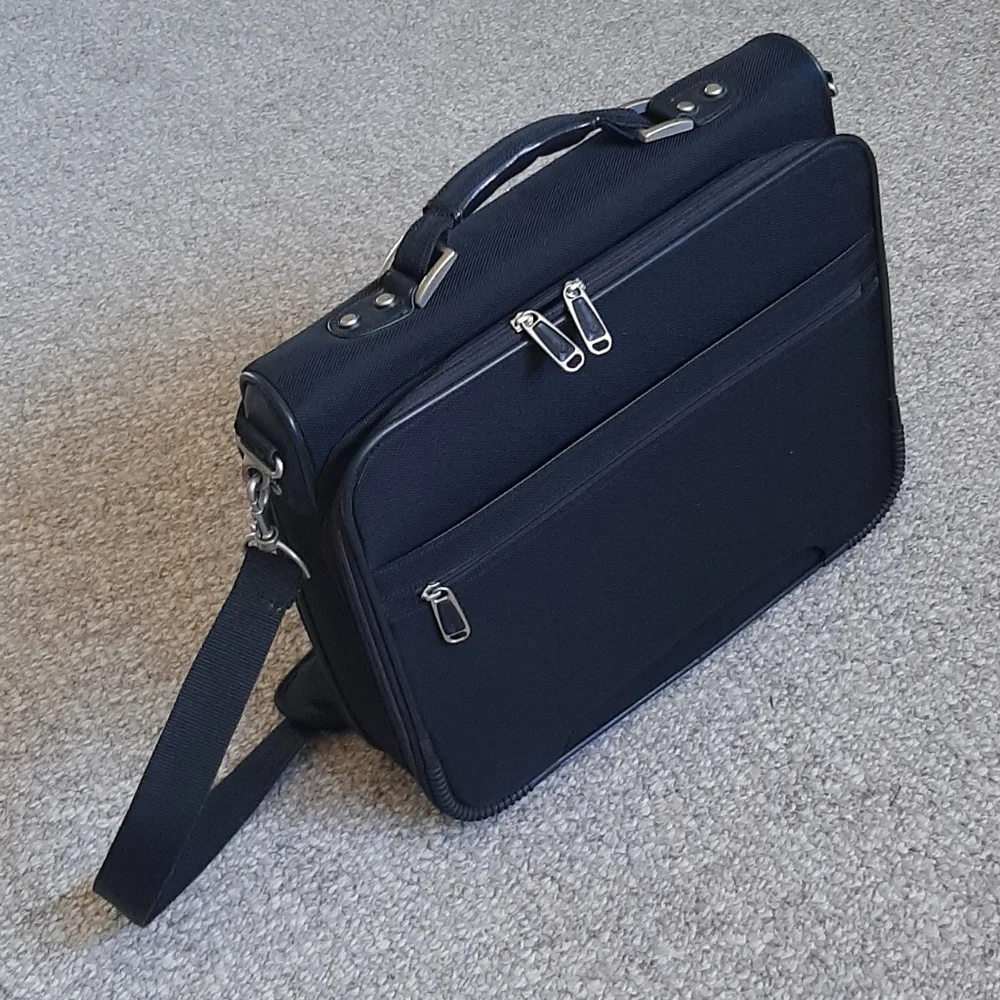 Samsonite briefcase very