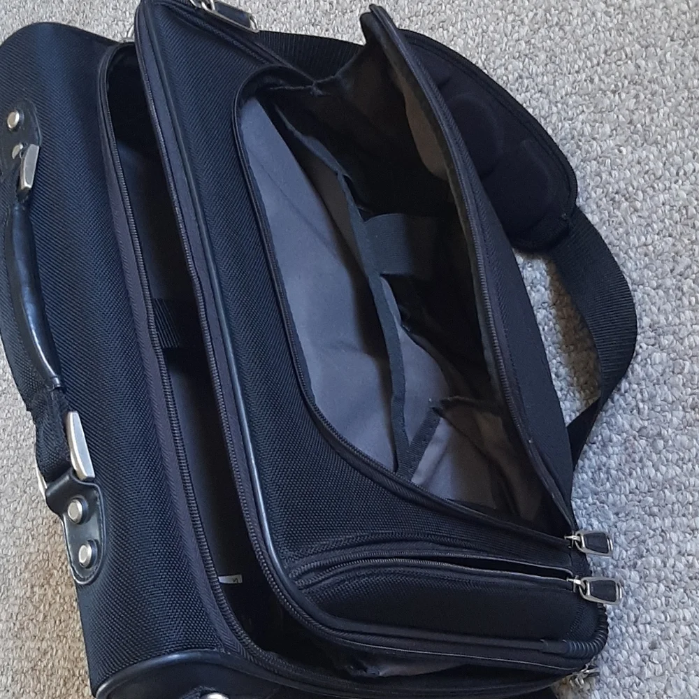 Samsonite briefcase very