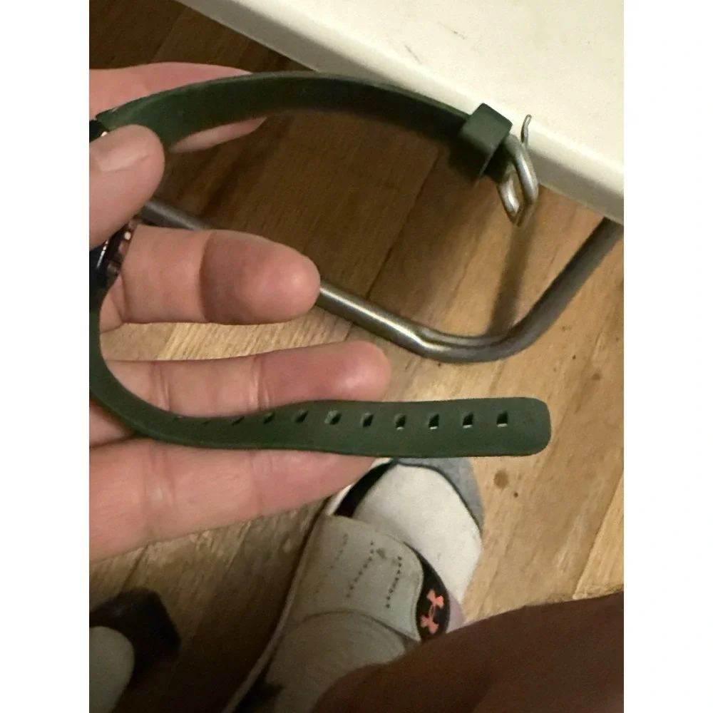 fitbit no power