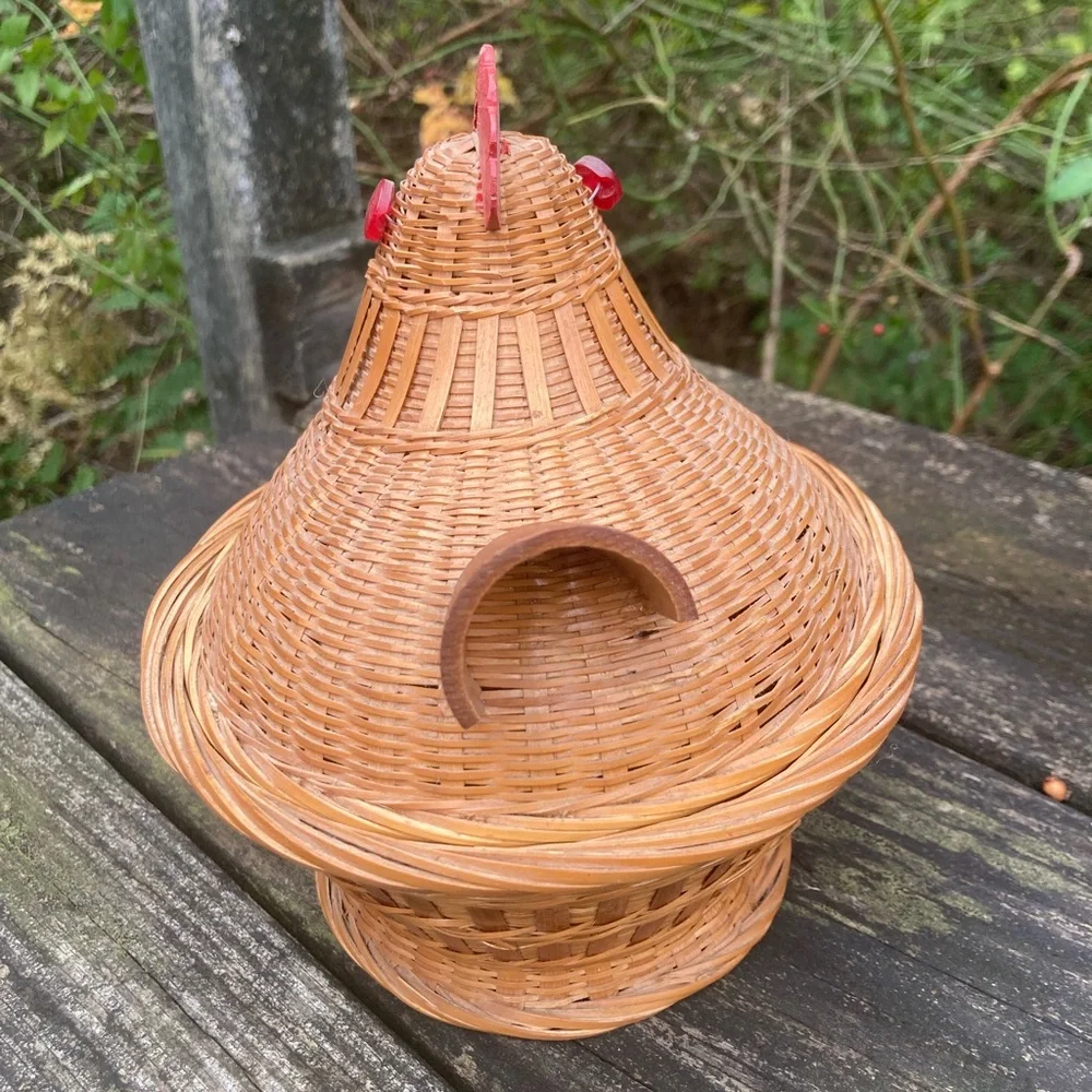 N/A vintage wicker