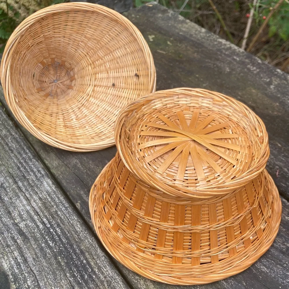 N/A vintage wicker