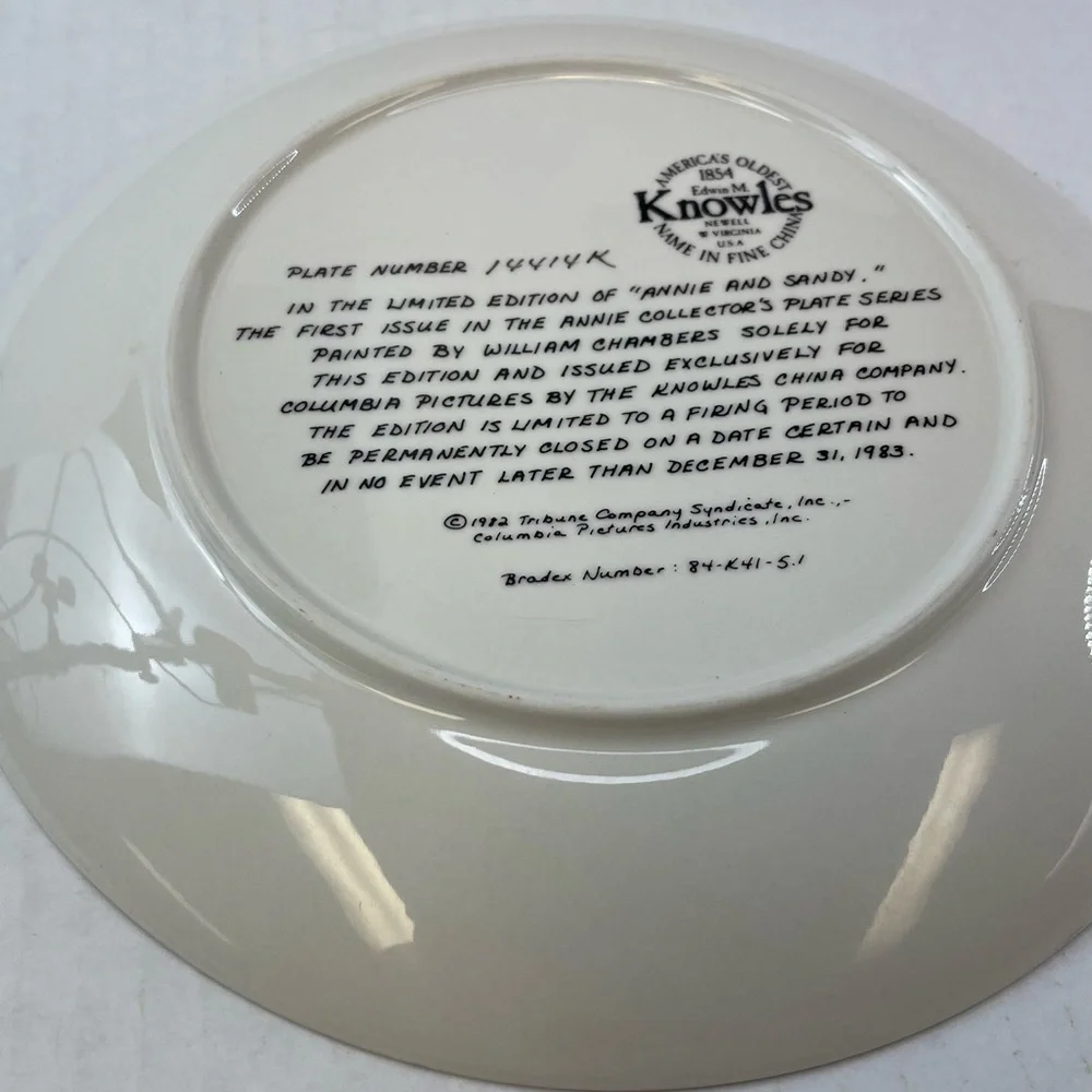 Knowles vintage plate