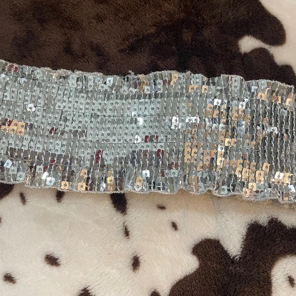 N/A stylish silver