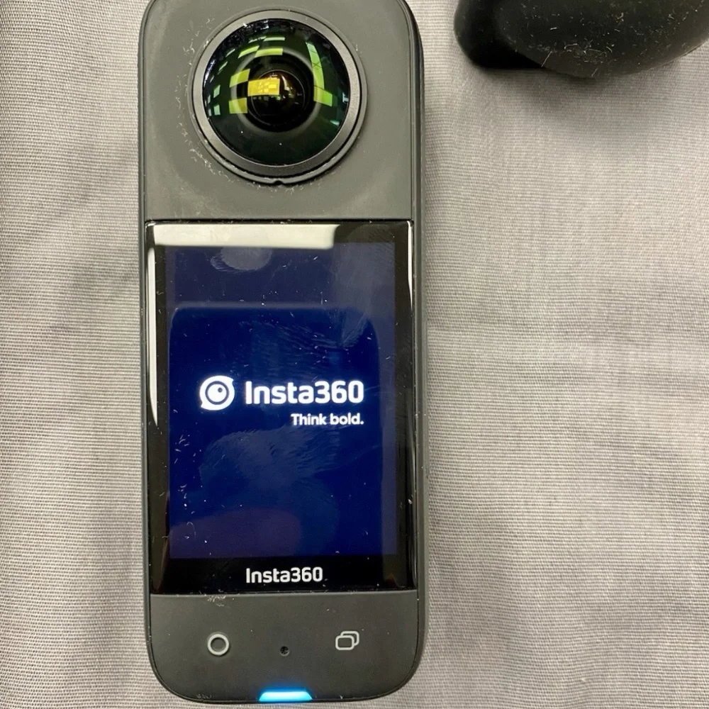 Insta360 this listing
