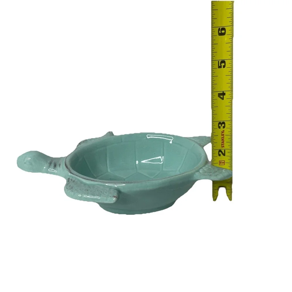 N/A turquoise ceramic