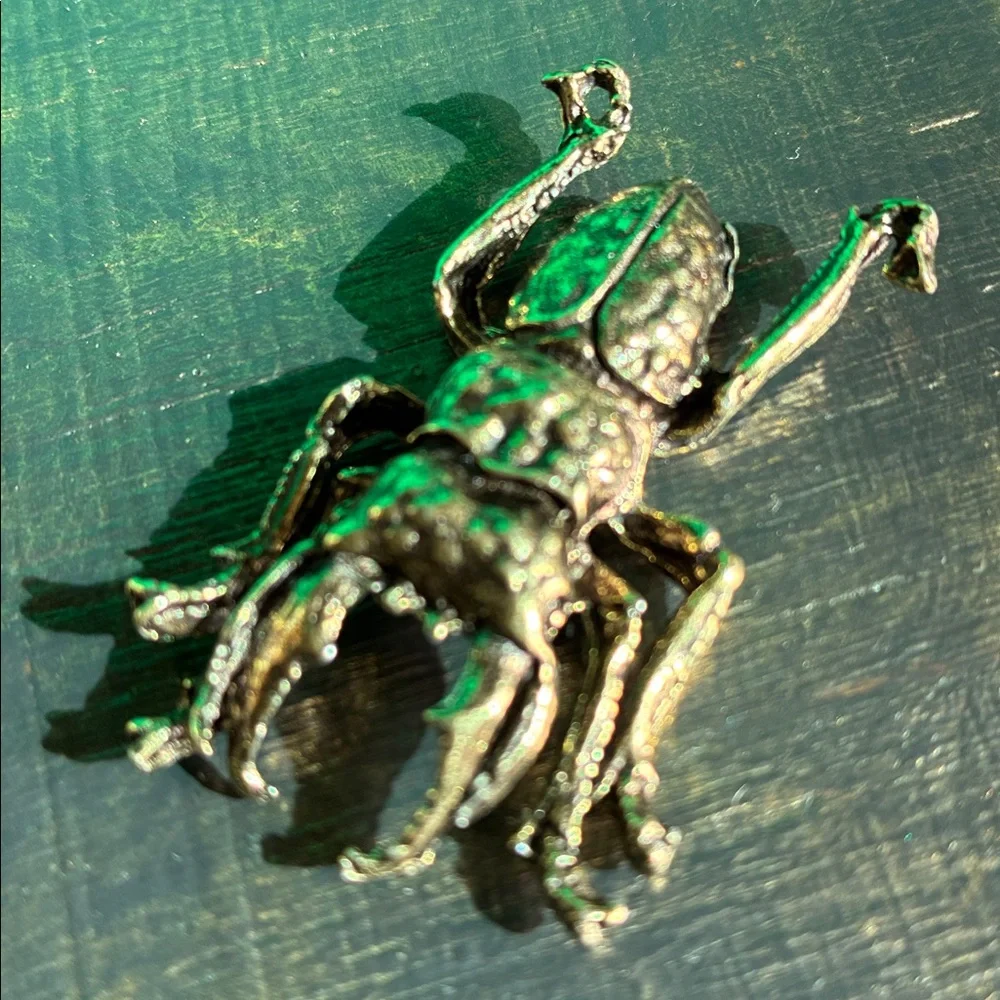 N/A nwt metal