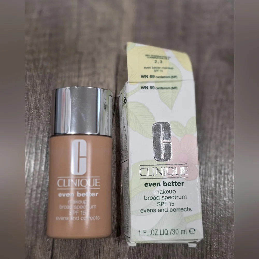 Clinique evens corrects
