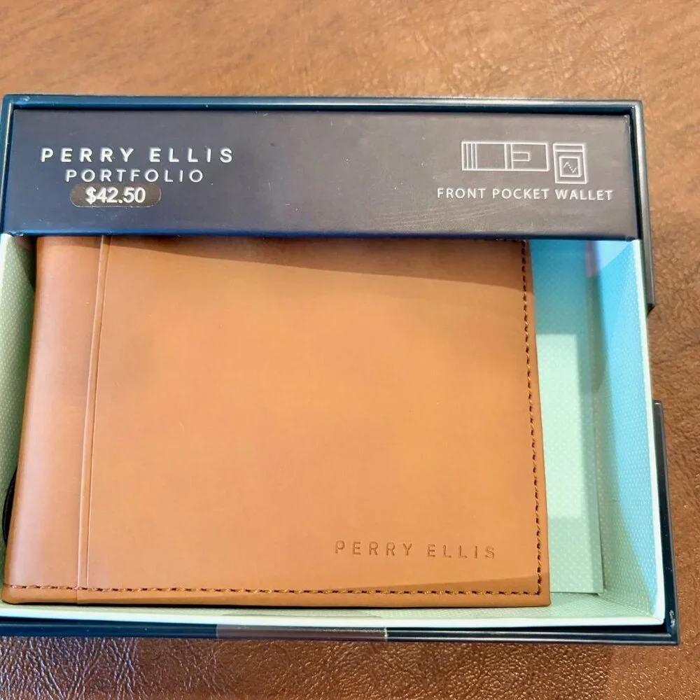 Perry Ellis stay organized