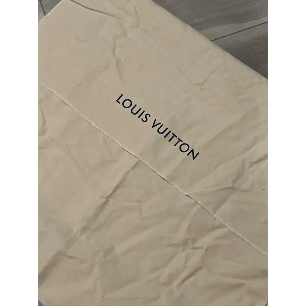 23x19 authentic