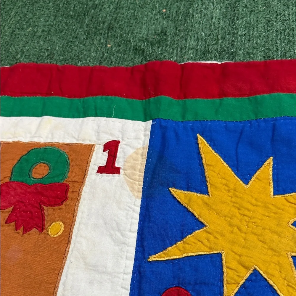 N/A festive quilt