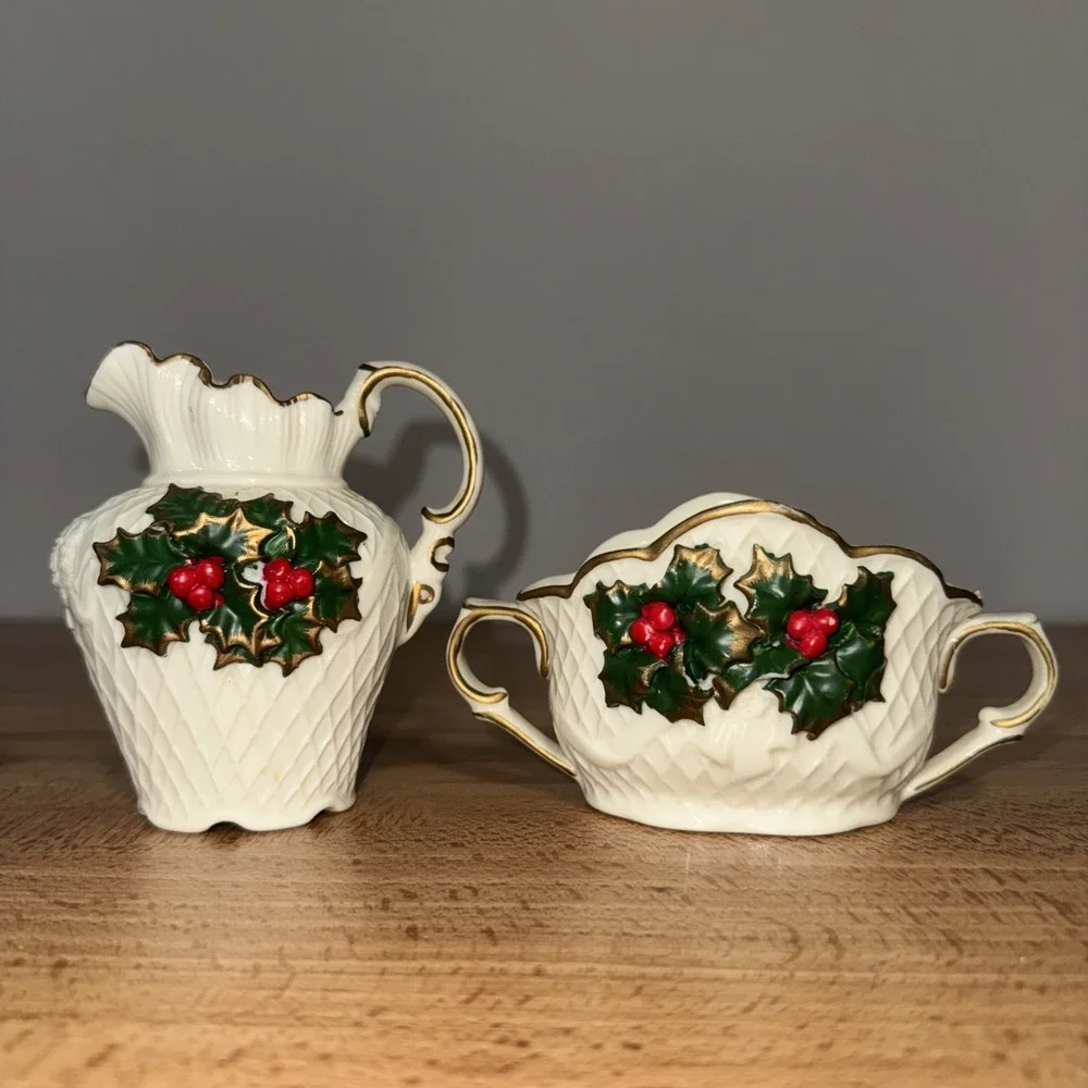 Ceramic Holiday Christmas Holly Berry Small Pitcher Creamer Sugar Set Vintage