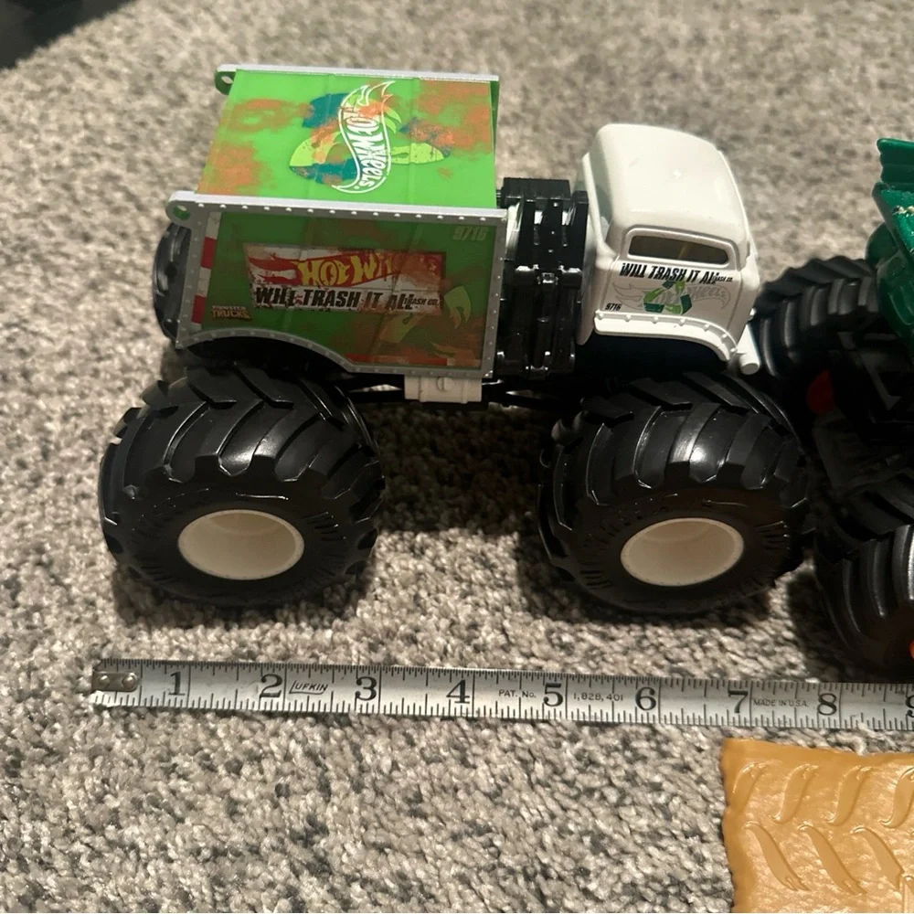 Hot Wheels exciting monster