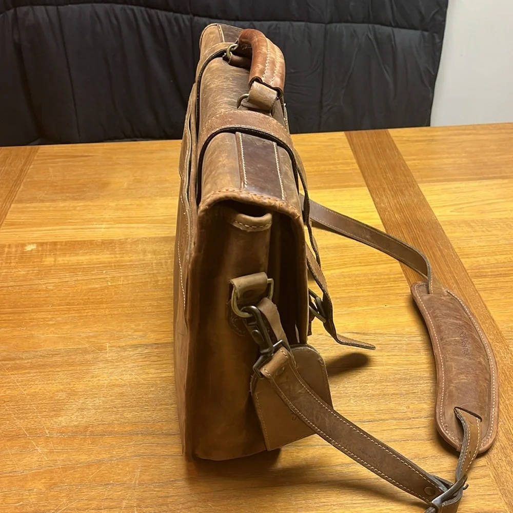 Schlesinger exterior pockets briefcase
