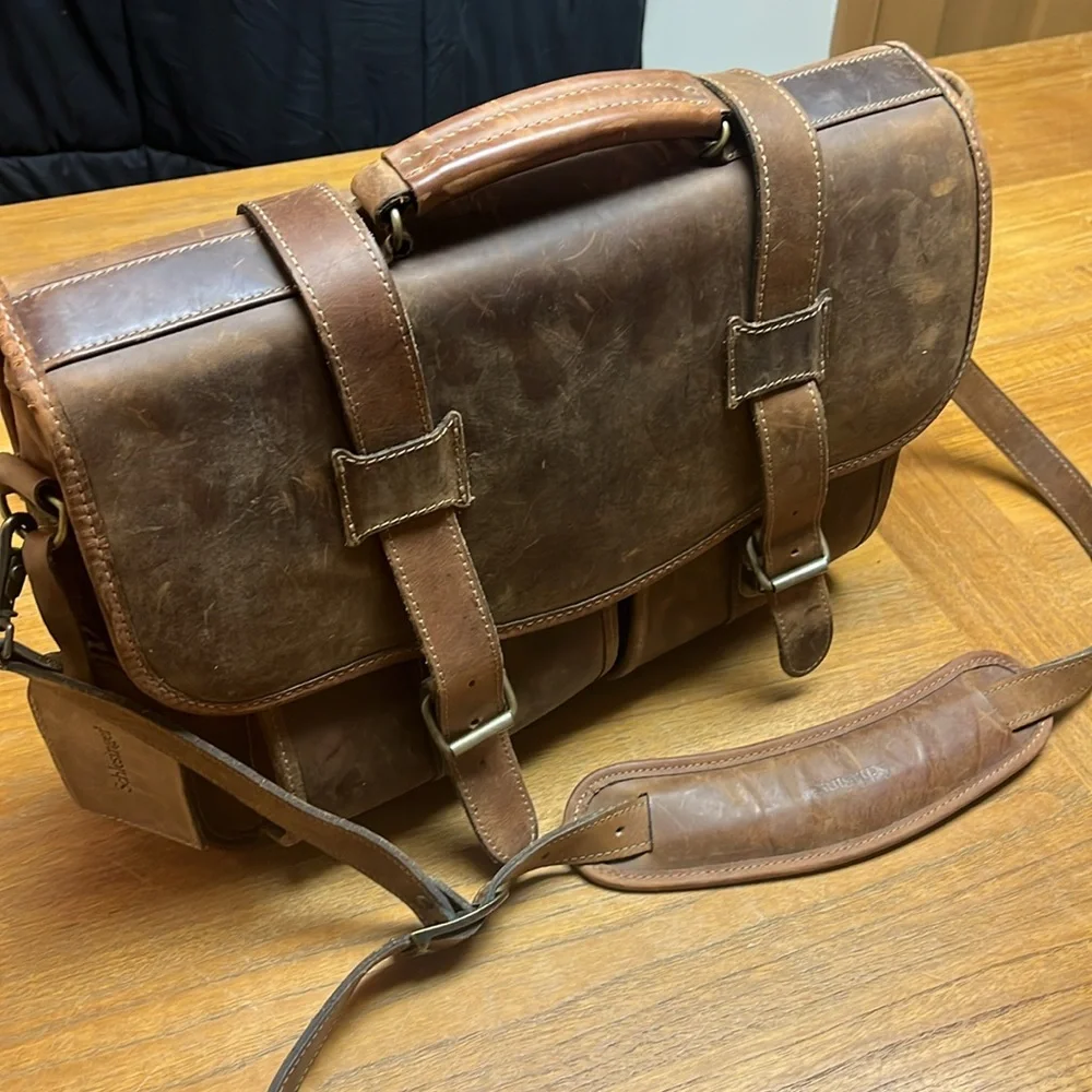 Schlesinger used pockets interior