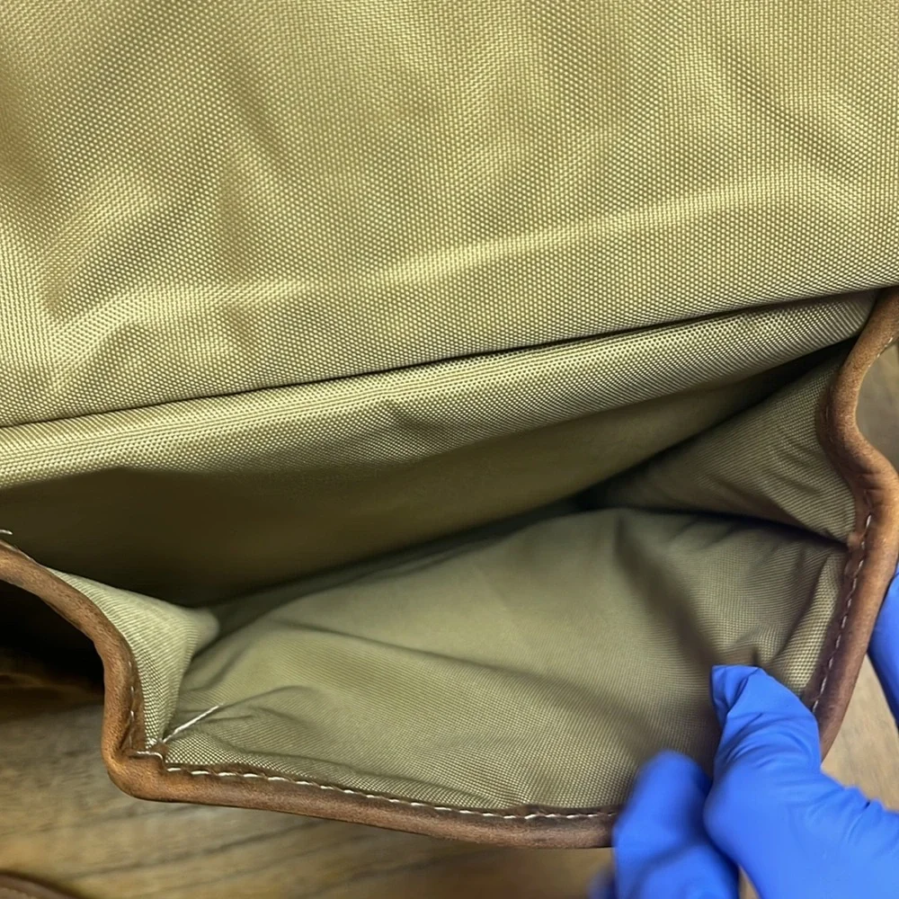 Schlesinger pockets good briefcase