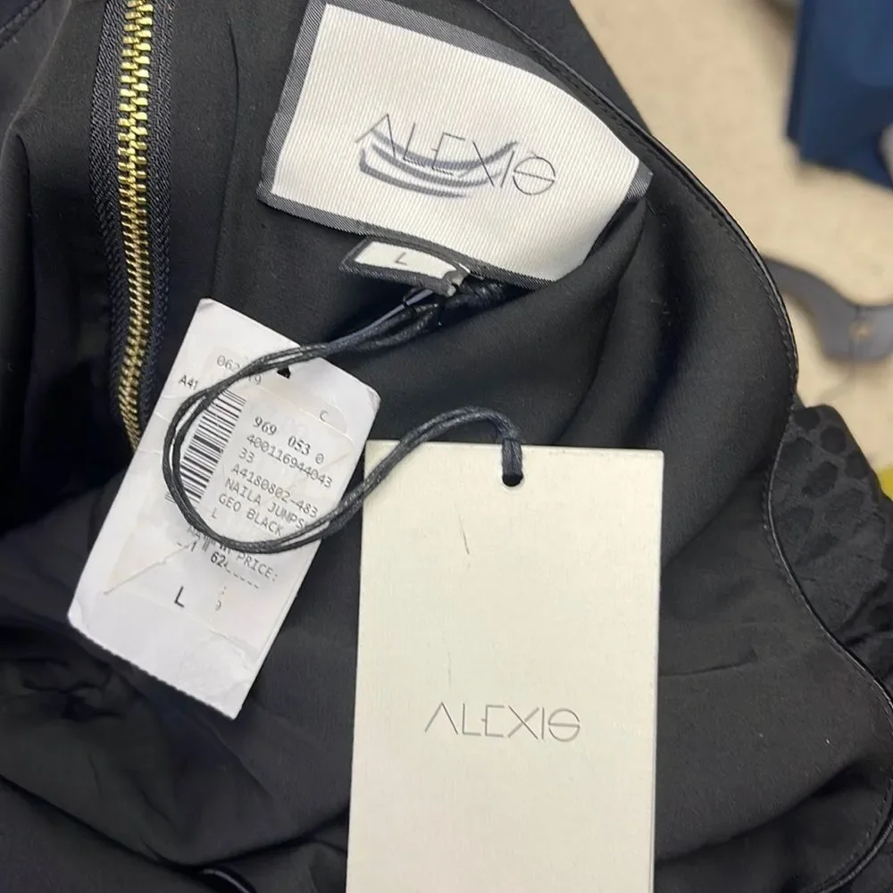Alexis new defects