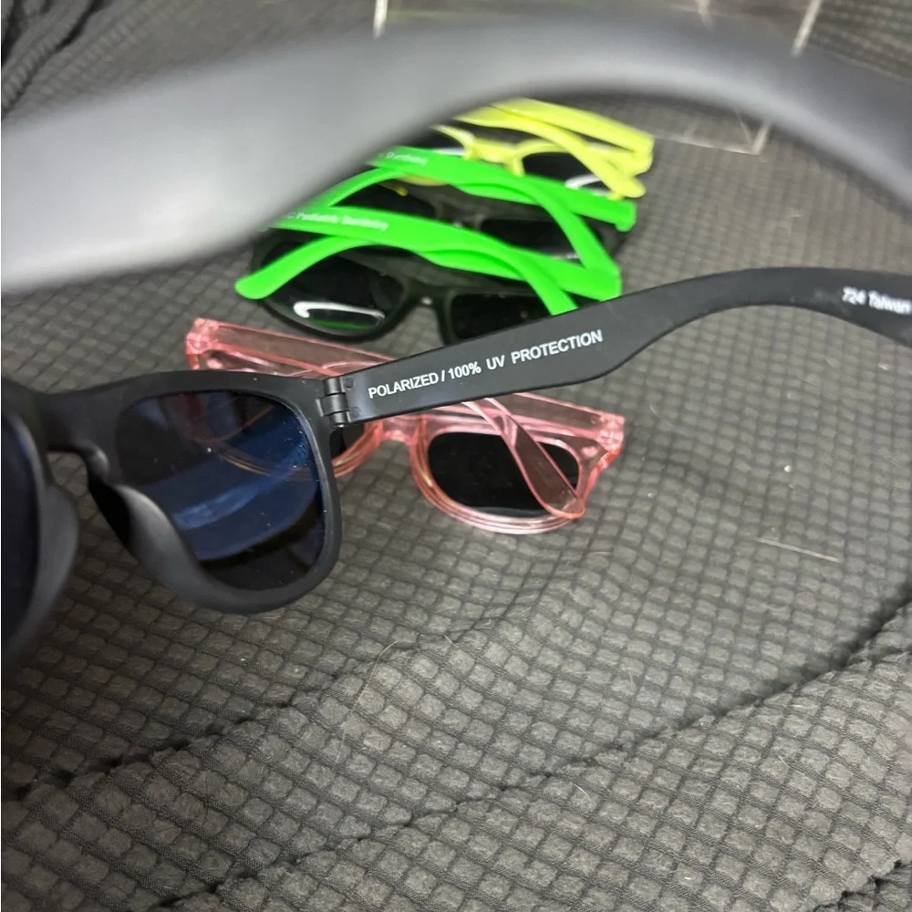 MiniShades add splash