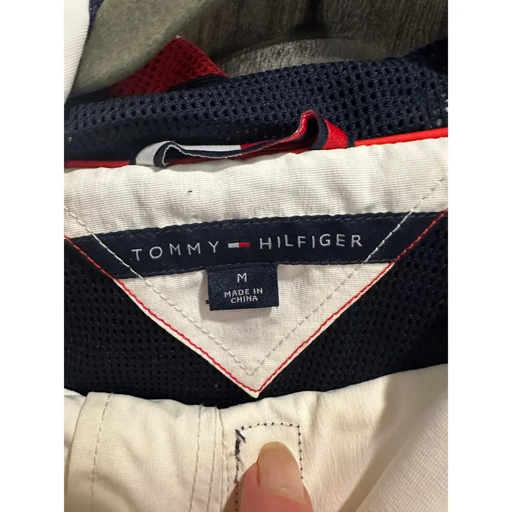 Tommy Hilfiger breathability 21”