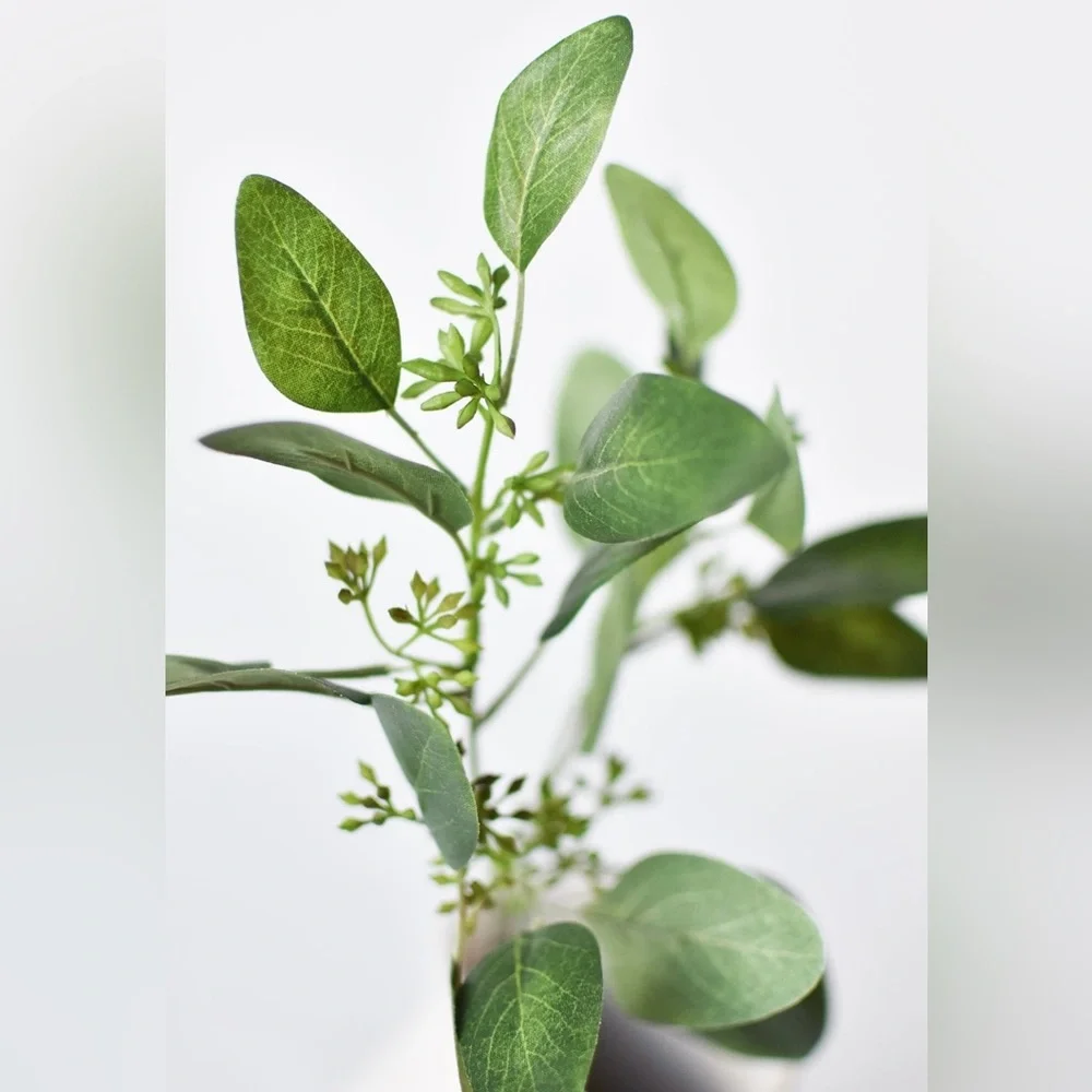 N/A seeded faux