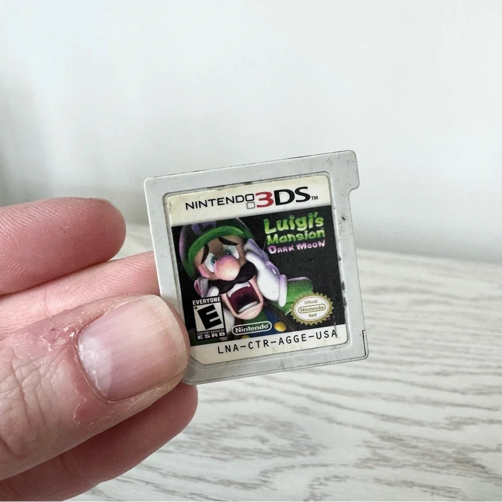 Nintendo 3DS Luigi's Mansion: Dark Moon Game Card - Gray AS IS WORKS