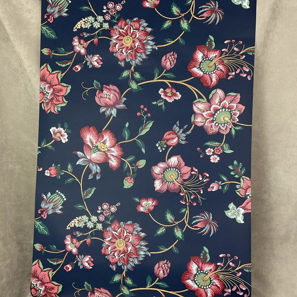 Vintage Waverly Jacobean floral wallpaper remnant 85” x 27”