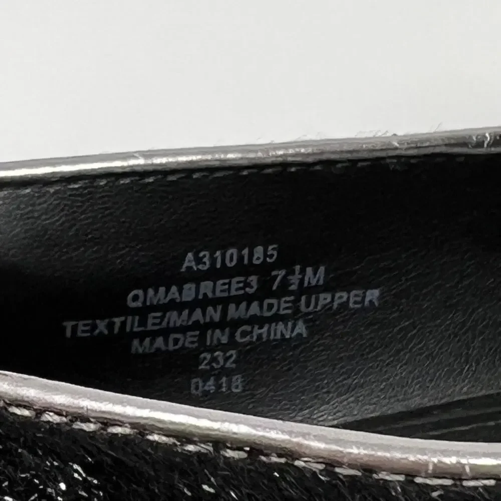 Marc Fisher size toe studs