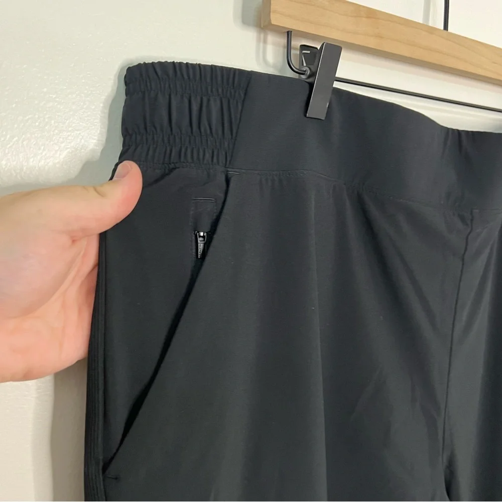 Athleta brooklyn lined