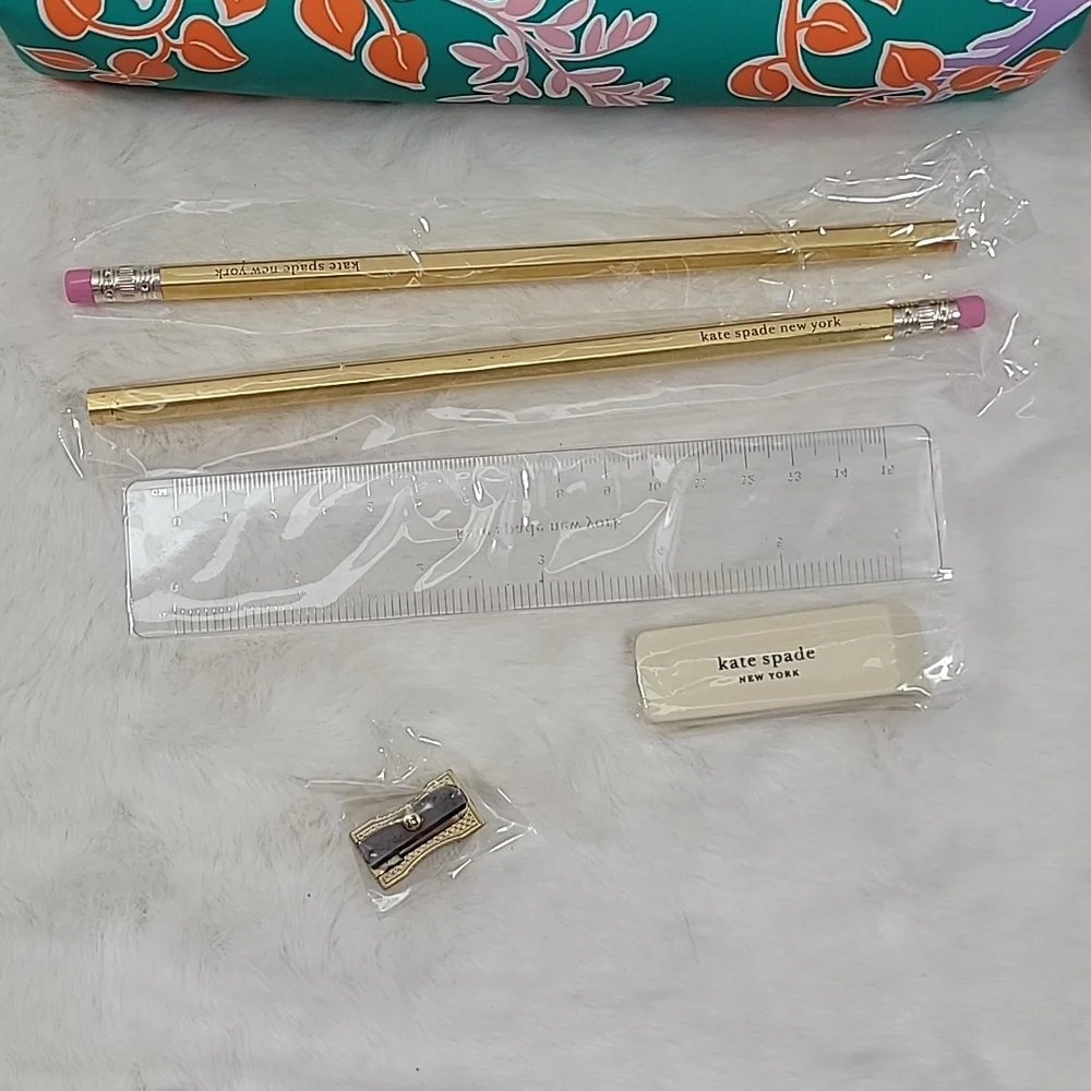 kate spade plastic get $10
