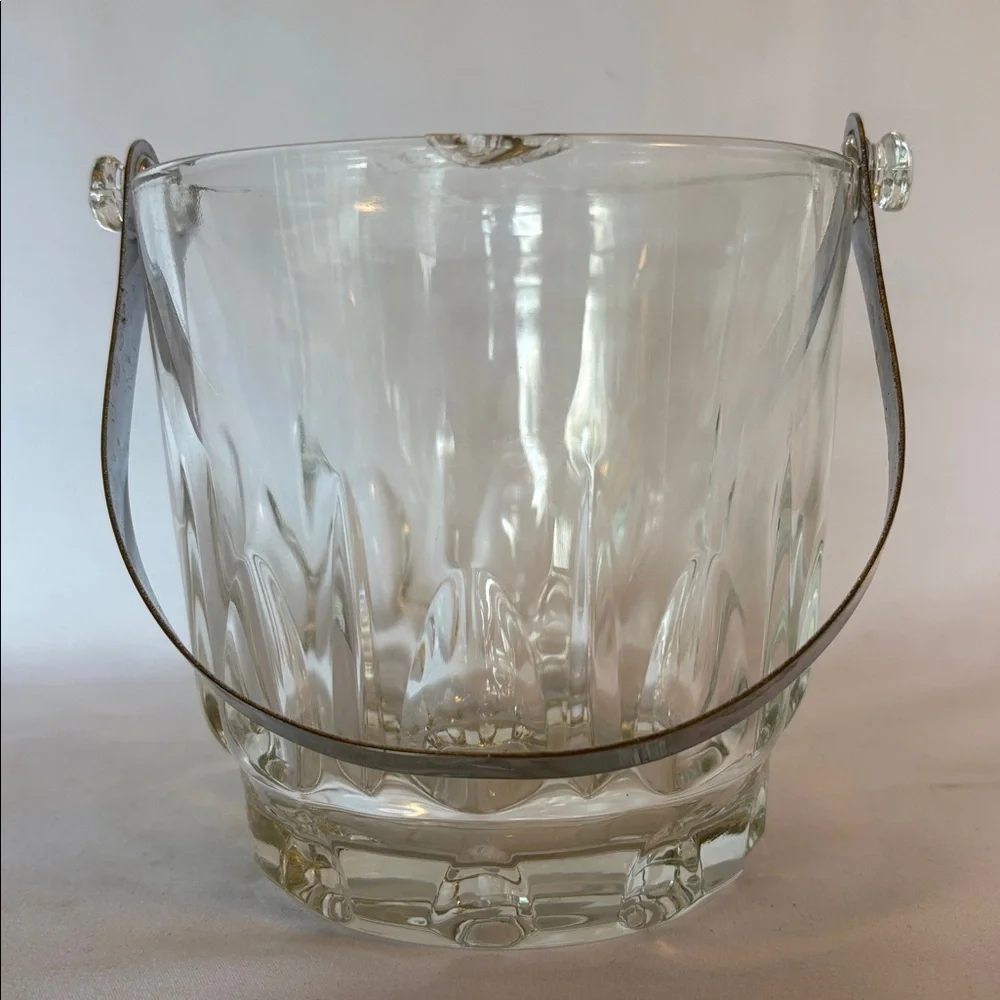 N/A vintage elegant