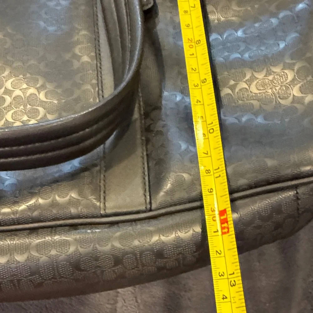 Coach stylish black