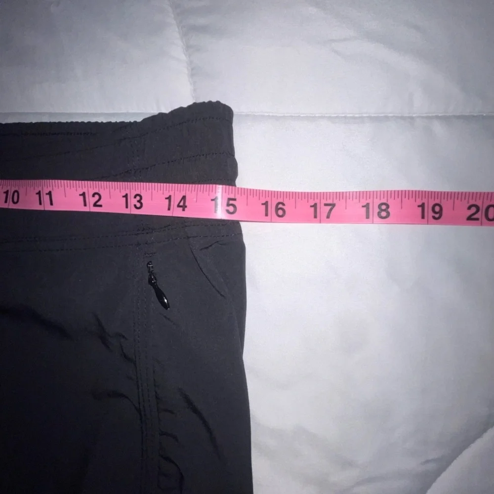 ATHLETA La Vita Pant Black SZ 4​