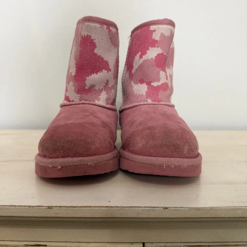 UGG pink camo