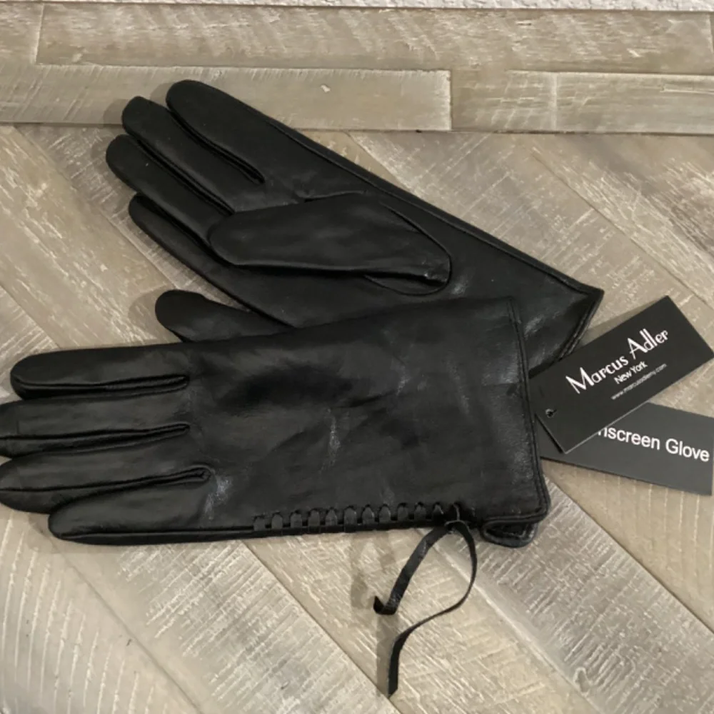 Marcus Adler large black
