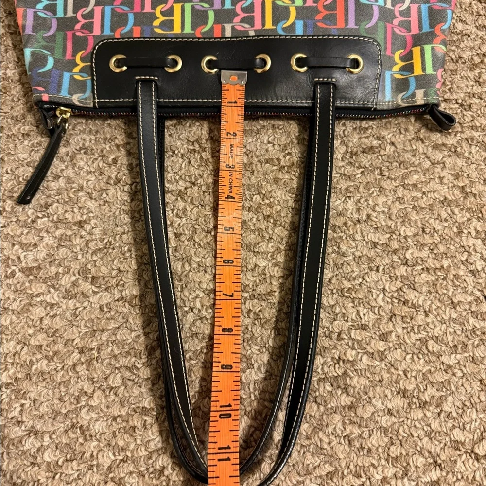 Dooney & Bourke all measurements