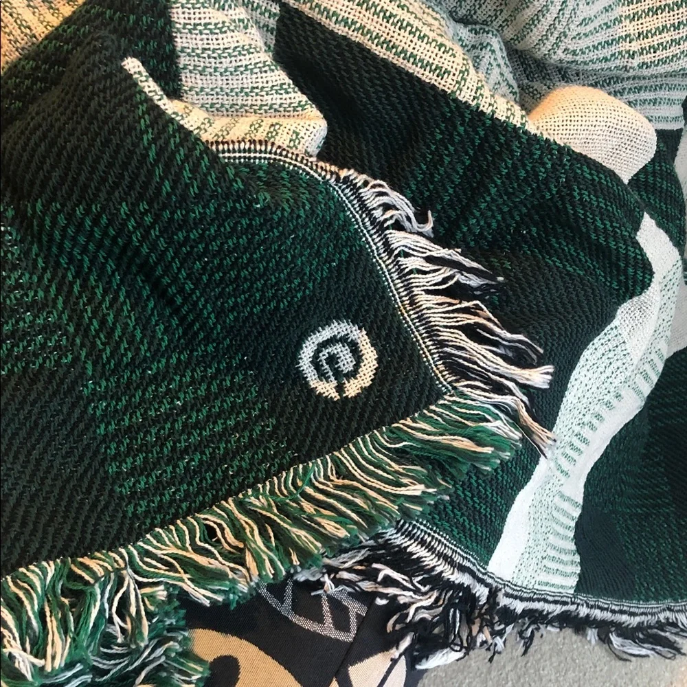 Source Unknown green black