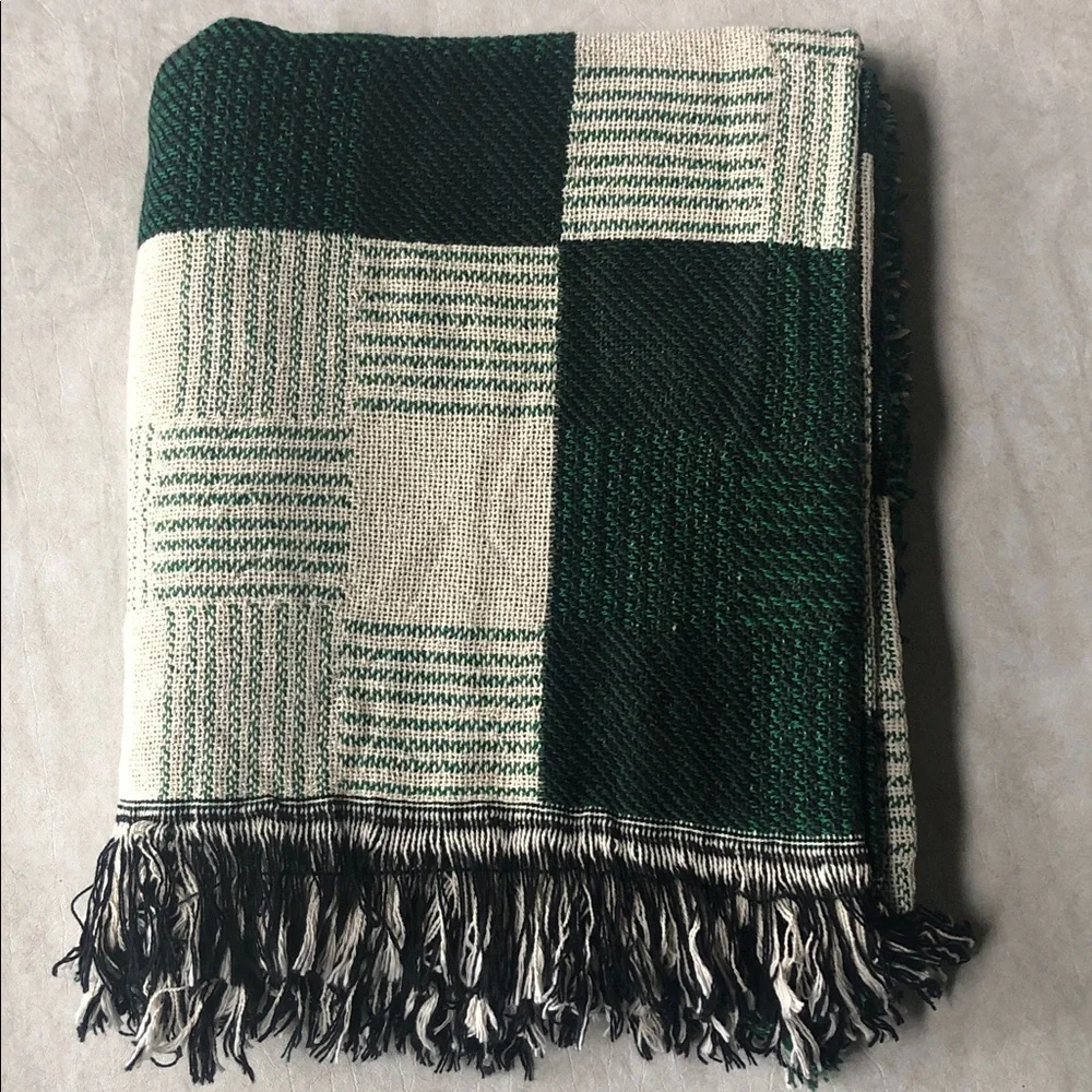 Source Unknown green black