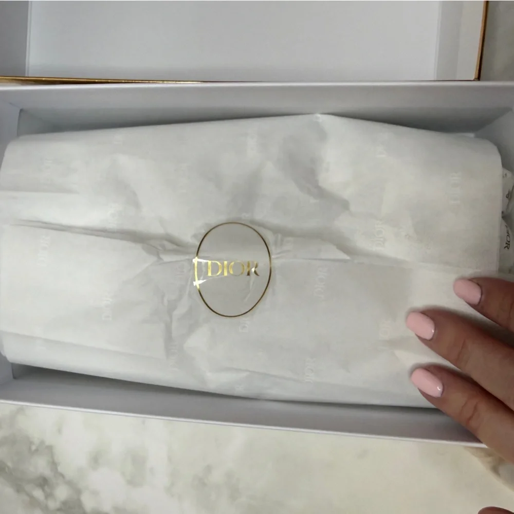 Dior christian holiday