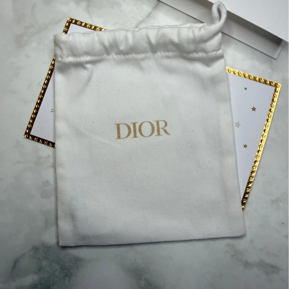 Dior christian holiday