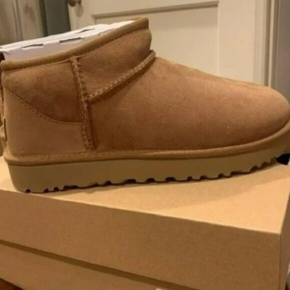 UGG stylish platform