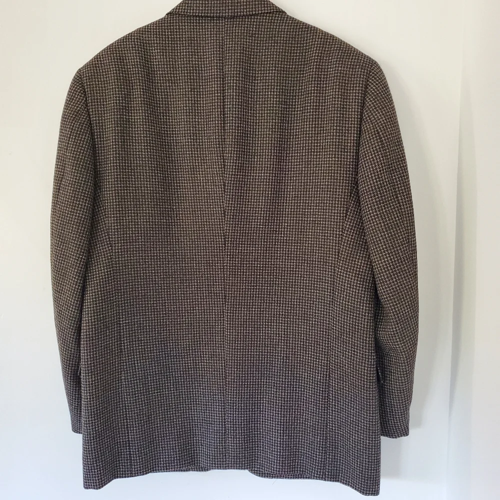 Joseph Abboud men store
